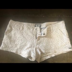 VOLCOM shorts, size 5 NEVER WORN!